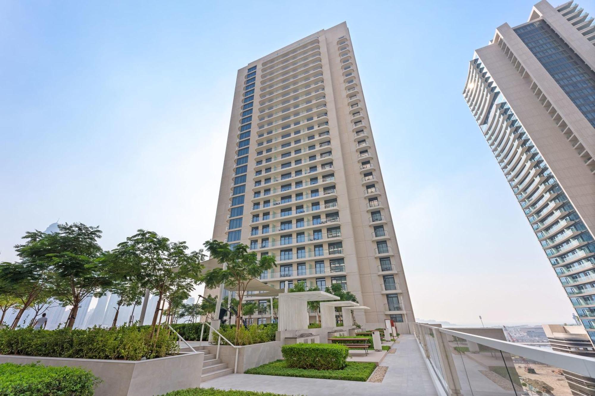 Silkhaus Private Tower 1bdr In Marina Vista *